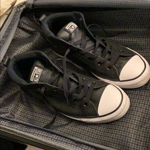 SIZE. 11 Men’s converse